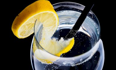 Un gin lemon a un quattordicenne inguaia il gestore di una discoteca