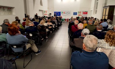 Folta platea al congresso braidese del Partito Democratico