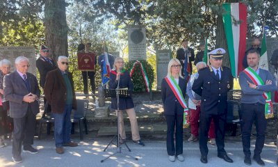 In tanti a Valdivilla per ricordare i partigiani della II Divisione Langhe