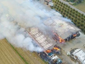 L'incendio di San Chiaffredo di Tarantasca (IMMAGINI E VIDEO ESCLUSIVI)