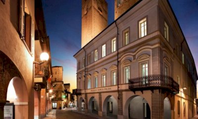 Confartigianato inaugura ad Alba la mostra “L'artigianato che verrà. Visioni dal presente al futuro”