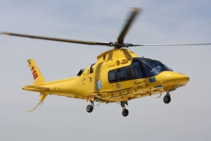 Agricoltore elitrasportato al Cto in codice rosso