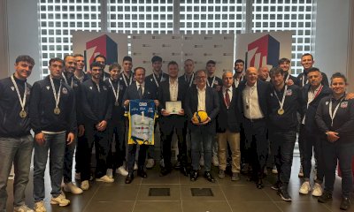 Il Cuneo Volley ricevuto al Grattacielo Piemonte dopo la promozione in Superlega