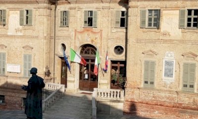 Alba si prende il Commissariato, le opposizioni braidesi attaccano: 