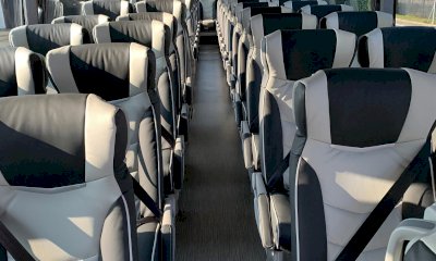 La pedana del pullman non funziona, studentessa disabile rinuncia alla gita: il caso in Consiglio regionale