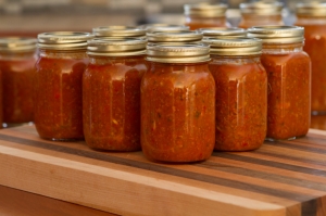 Coldiretti: 'Dopo l'etichetta sui derivati del pomodoro, è ora di estendere l'origine su succhi di frutta, marmellate e salumi'