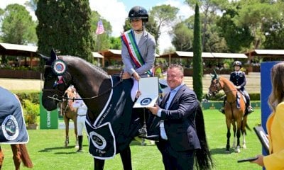 In casa Ferrero c’è una campionessa in erba: Marie Eder vince al concorso ippico Piazza di Siena
