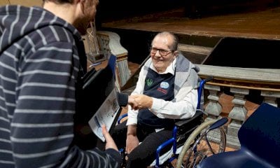 Dario e il Coro degli afasici in concerto alla Casa Famiglia: la forza che nasce dalla fragilità