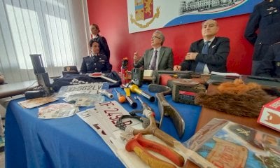 In mezzo ai campi si nascondeva il covo dei ladri, traditi dalle telecamere dei comuni