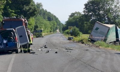 Scontro tra camion e furgone a Roccaforte Mondovì: morto un diciannovenne