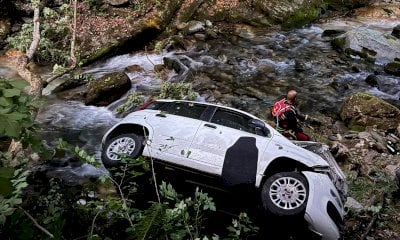 Auto in un dirupo a Castelmagno nella notte, ferita una donna