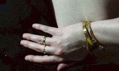 Falsi bracciali Cartier venduti all’amico, un gioielliere cuneese a processo