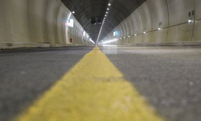 Oltre 1.400 veicoli nel tunnel del Tenda nel primo giorno feriale di apertura. L'Anas: 