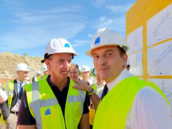 Alberto Cirio con il project manager di Itinera Maurizio Deamici