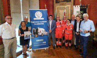 Un nuovo mezzo per la Croce Bianca di Fossano: arriverà grazie al progetto 