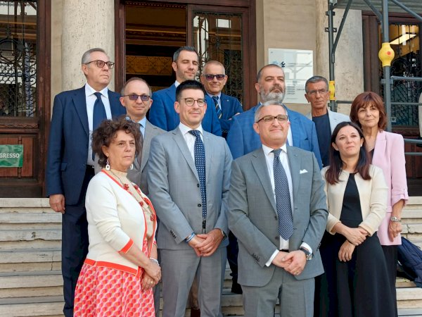 Il presidente Crosetto con i componenti di Confartigianato