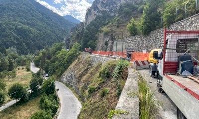  Al lavoro per la sistemazione del muro di sostegno sulla Strada Provinciale della Valle Maira