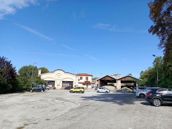 L'area dei parcheggi sul pizzo di Cuneo