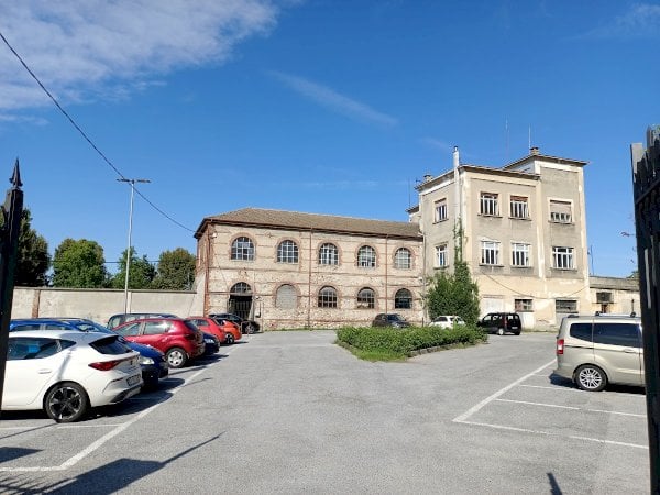L'area dei parcheggi sul pizzo di Cuneo