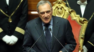 Il presidente del Senato a Carrù dopo le polemiche per aver abbandonato il PD