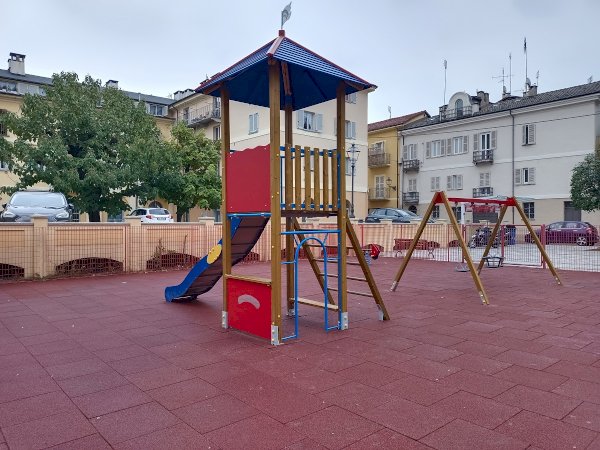 Il parco giochi di largo Caraglio