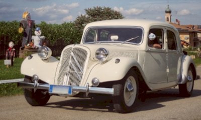 A Roata Canale un raduno di auto e moto d'epoca