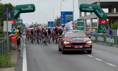È partita da Alba la seconda tappa della Vuelta a Espana 2025