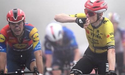 Vuelta, nella nebbia di Limone Piemonte la spunta Jonas Vingegaard