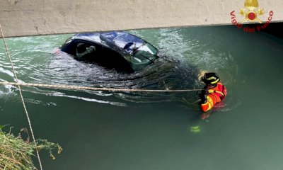 Auto finisce in un canale a Roccasparvera, nessun ferito grave