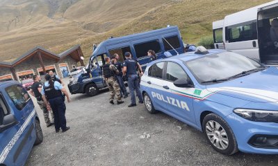 Non si ferma all'alt e scappa per oltre 30 chilometri giù per il Colle della Maddalena: fermato un passeur