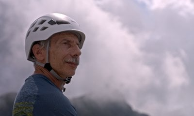 Tra natura e quota: Giovanni Storti sopravvive alle Alpi Apuane