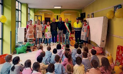 Primo giorno di scuola: amministratori in visita ai nuovi studenti di Venasca 