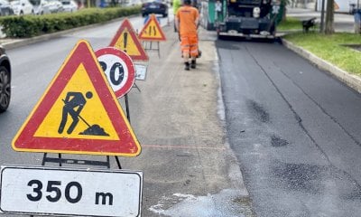 Saluzzo, asfalto nuovo in dieci strade, marciapiedi e piazze