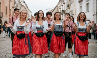 Conto alla rovescia per la parata inaugurale e l’apertura della prima botte di Oktoberfest Cuneo