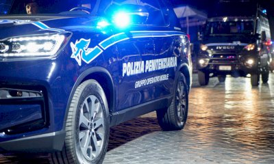 Tensioni in carcere, due detenuti tentano di appiccare il fuoco alla cella