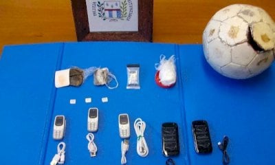 Altro che “notti magiche”: nei palloni lanciati in carcere c’erano iPhone e cavetti