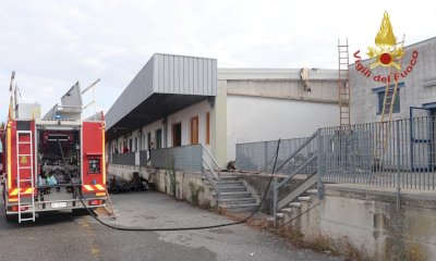 Fiamme nella città antiquaria a Fossano