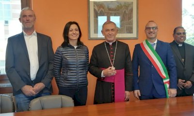 Il Vescovo in visita pastorale a Rocca Cigliè: “Anche nelle piccole realtà si riflette la grande Chiesa”