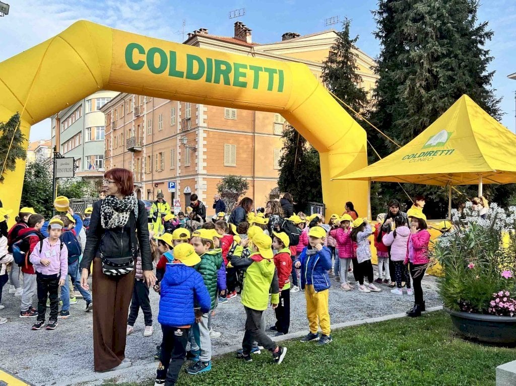 Coldiretti: "Sapori, salute e tradizione alla Fiera Nazionale del Marrone"