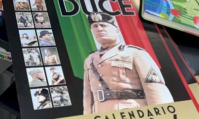 Un calendario dedicato al Duce sugli scaffali del Mercatò. L'azienda: