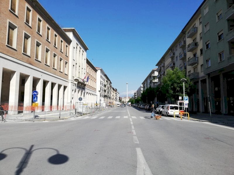 Una corsia di corso Giolitti chiusa per una mattinata