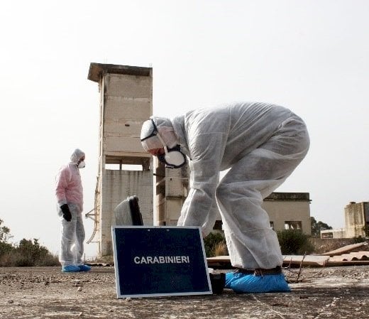 L’agguato di Manta sotto la lente dei Ris: “Chi sparò poteva colpire dal furgone”