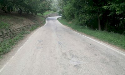 Lavori di asfaltatura sulle strade provinciali 342 e 114 in valle Bormida
