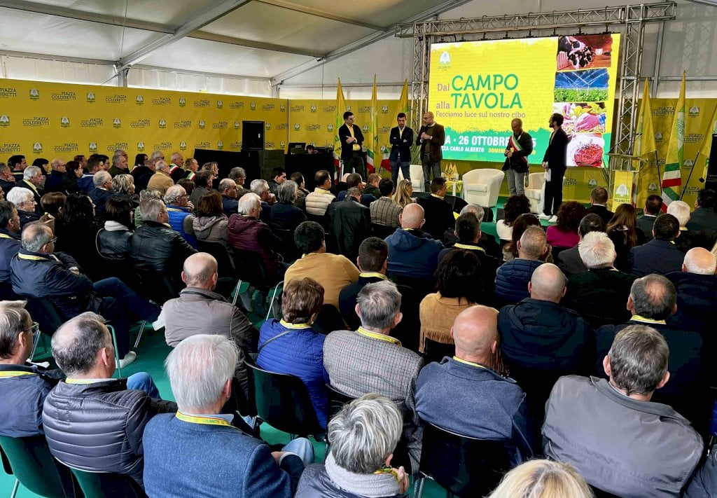 Migliaia di persone a Bra per Piazza Coldiretti