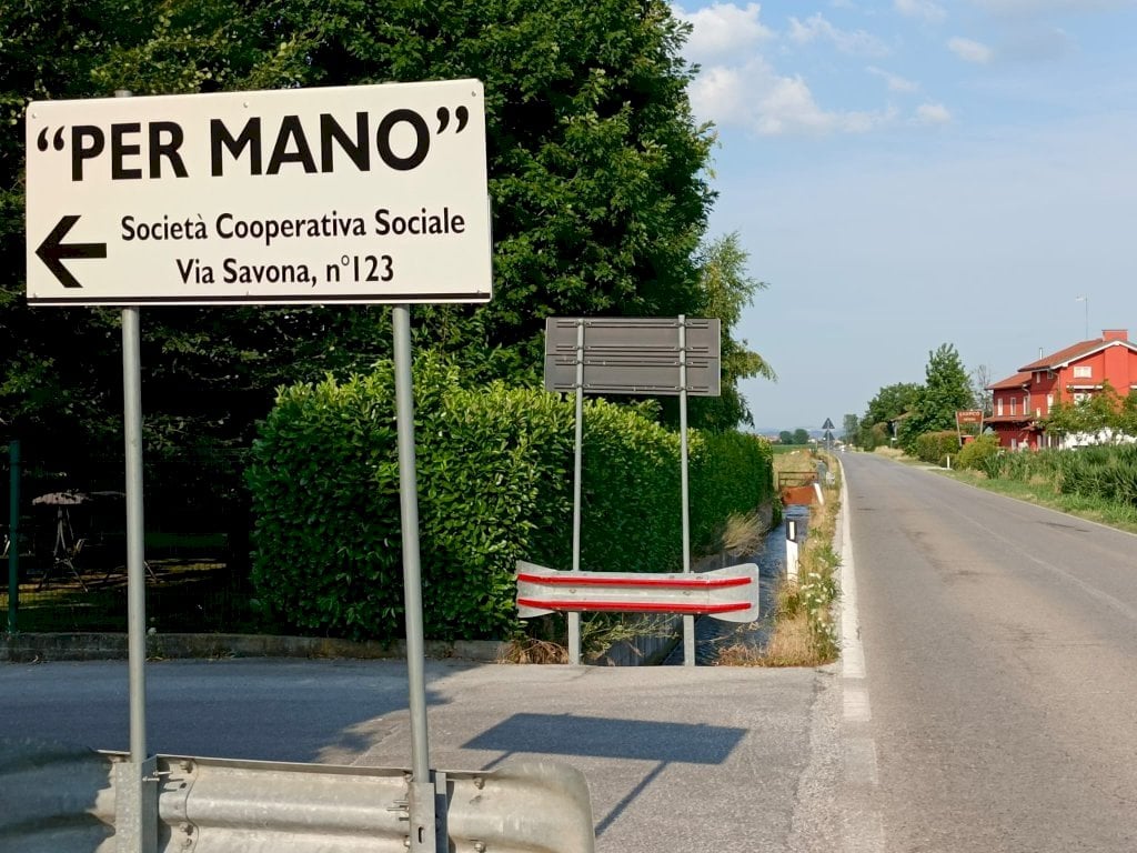 Presunti maltrattamenti al centro diurno di via Savona: in carcere presidente e coordinatrice