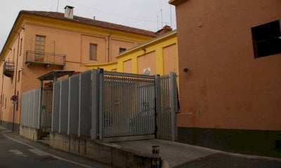 Due telefoni cellulari sequestrati durante una perquisizione nel carcere di Fossano