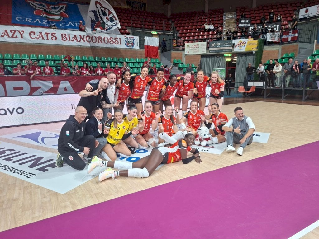 Volley A1/F, Cuneo lotta, soffre e vince al tie break contro Il Bisonte Firenze