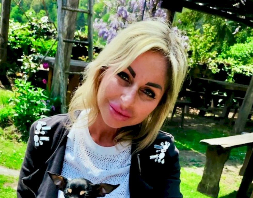 Fossano dà l'ultimo saluto a Chiara Bedino, scomparsa ad appena 40 anni