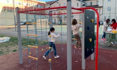 Savigliano, nuova struttura gioco nel cortile del Centro educativo di corso Roma