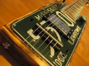 Laboratorio di cigar box guitar